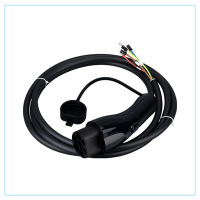 Good price 80A EV Charging Plug 2000V DC Fast Gun Charging Connector IP55 online