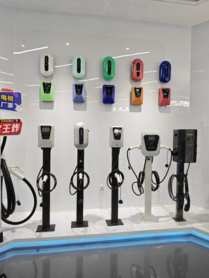 7kW Wall Mounted AC EV Charger 32A 220V 4.3 Inch Touch Screen Home Garage Use